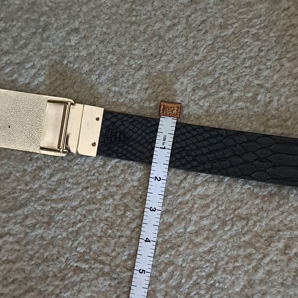 Guess Vintage Y2K Women’s Belt Reversible Gold Tone Buckle Black Animal Size 48” - Picture 10 of 12